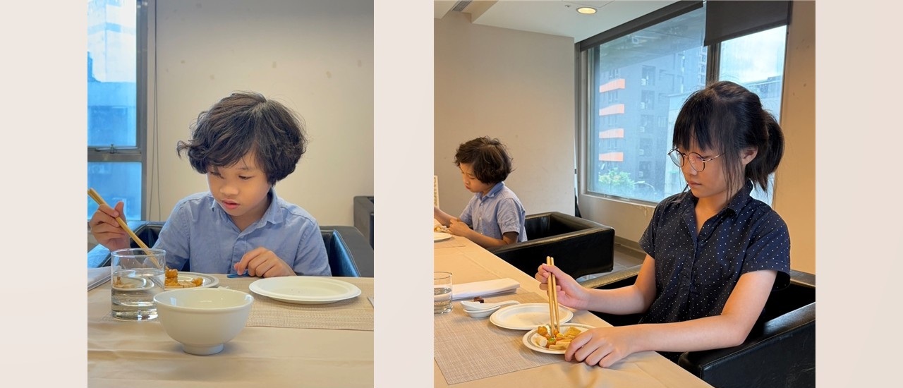 國小學童餐桌禮儀課程現場實際練習